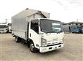 2013 Isuzu Elf Truck