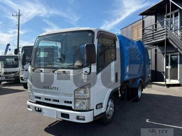 2013 Isuzu Elf Truck