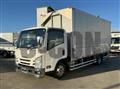 2016 Isuzu Elf Truck