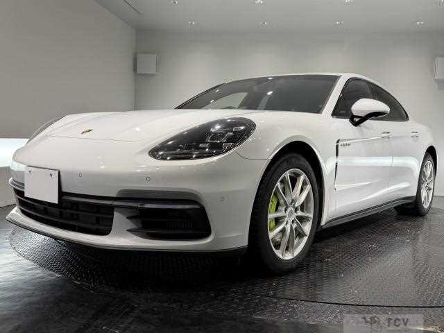 2018 Porsche Panamera