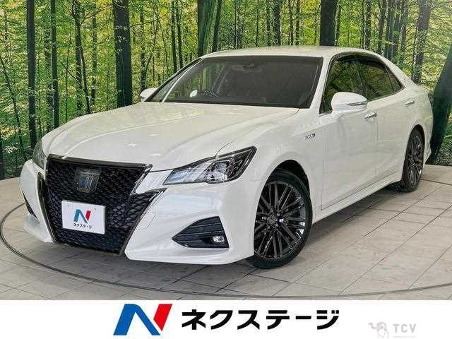 2017 Toyota Crown Hybrid