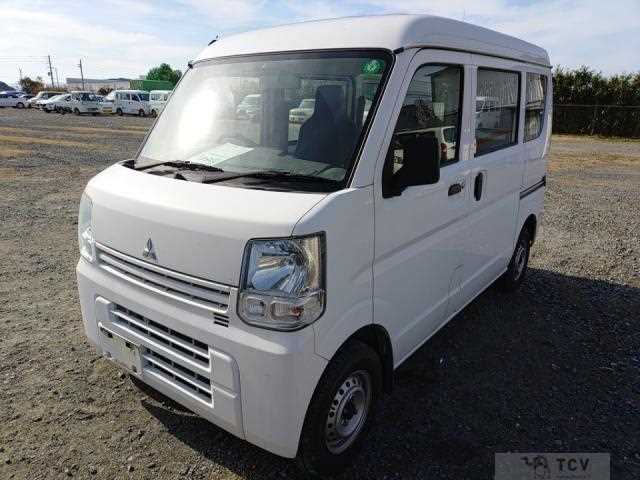 2018 Mitsubishi Minicab Van
