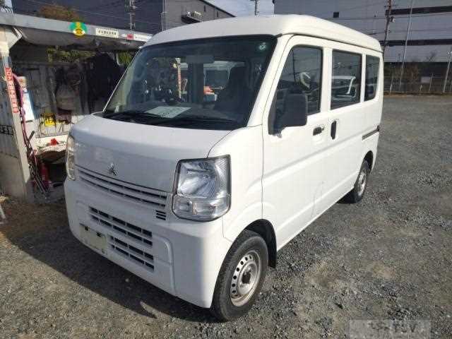 2018 Mitsubishi Minicab Van