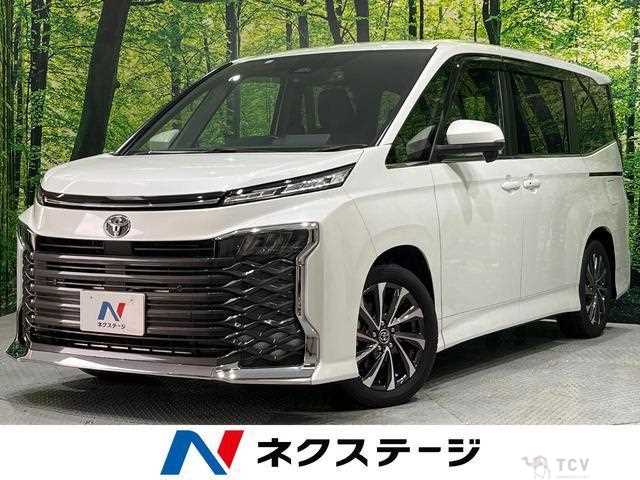 2022 Toyota Voxy