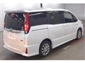 2016 Toyota Noah