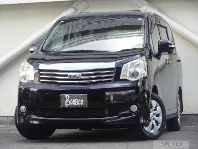2013 Toyota Noah