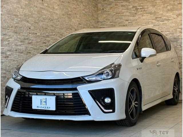 2016 Toyota PRIUS α