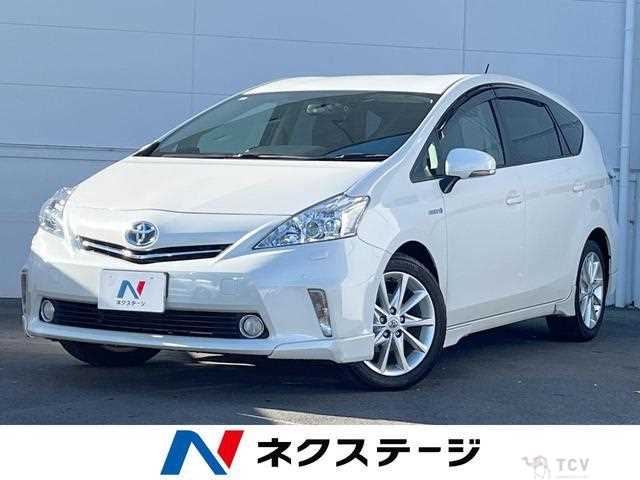 2013 Toyota PRIUS α