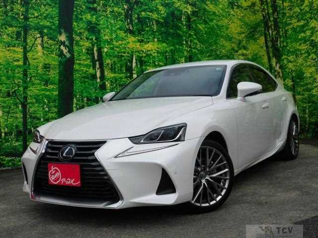 2017 Lexus IS