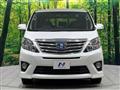 2013 Toyota Alphard Hybrid