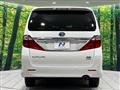 2013 Toyota Alphard Hybrid