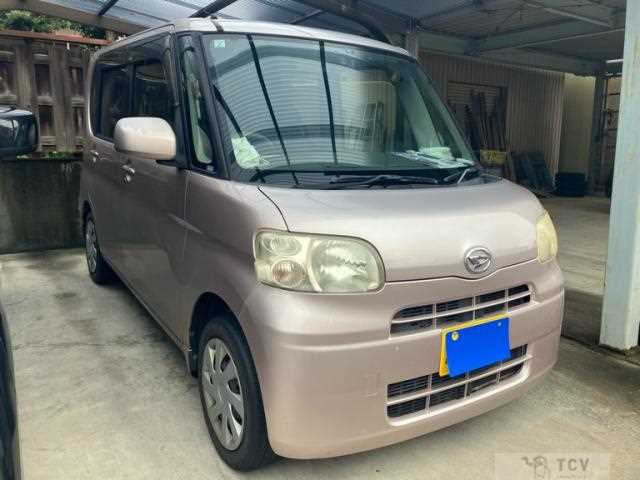 2011 Daihatsu Tanto