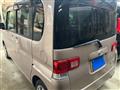 2011 Daihatsu Tanto