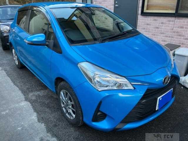 2017 Toyota Vitz