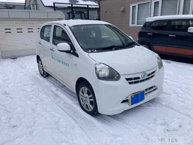 2013 Daihatsu Mira