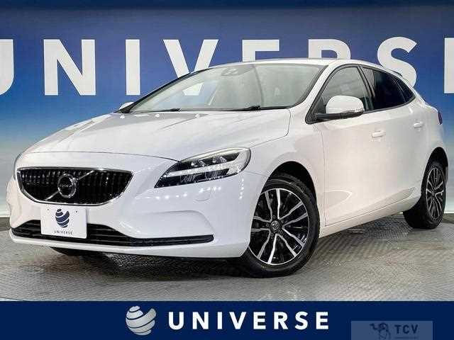 2017 Volvo V40