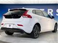 2017 Volvo V40