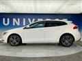 2017 Volvo V40