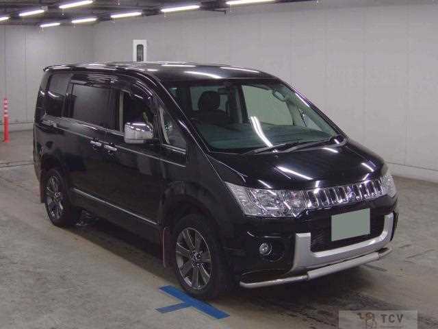 2018 Mitsubishi Delica D5