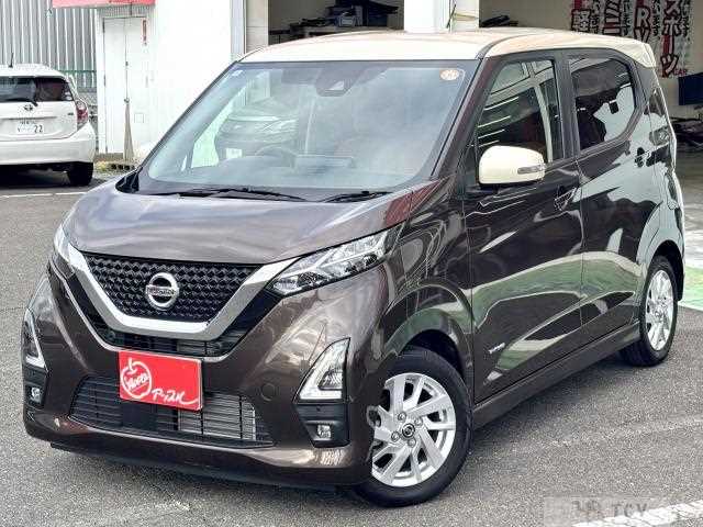 2022 Nissan Nissan Others