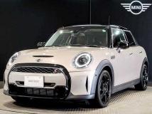 2022 BMW MINI