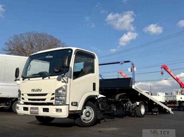 2020 Isuzu Elf Truck