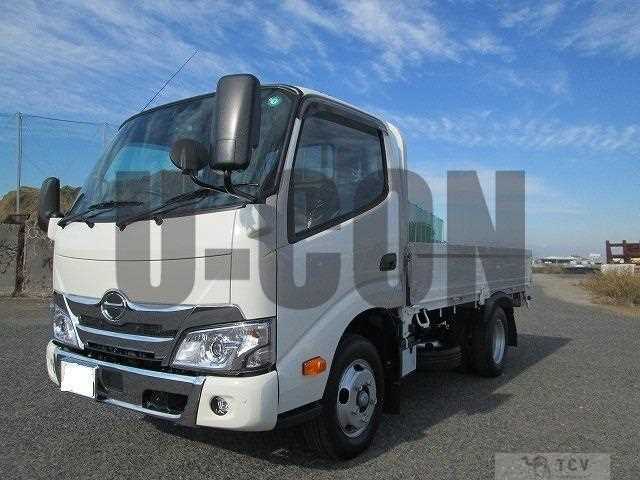 2025 Hino Dutro
