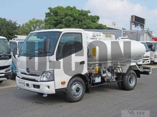 2025 Hino Dutro