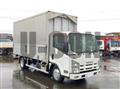 2013 Isuzu Elf Truck