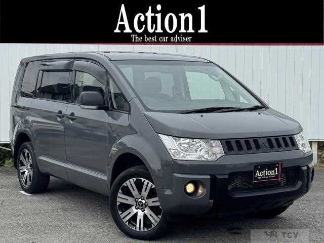 2017 Mitsubishi Delica D5