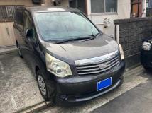 2011 Toyota Noah