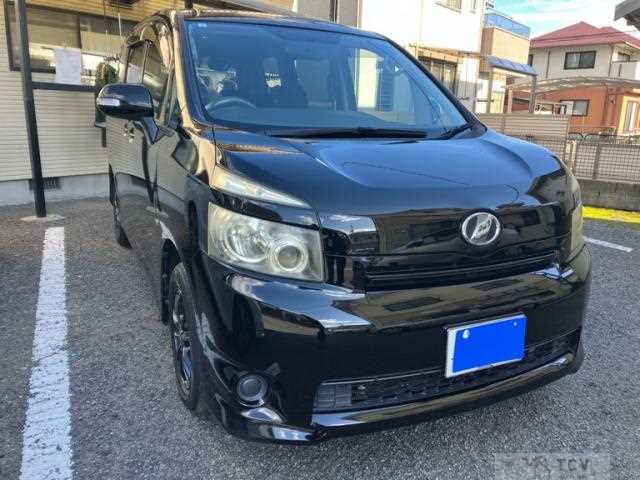 2008 Toyota Voxy