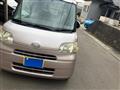 2011 Daihatsu Tanto