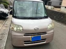 2011 Daihatsu Tanto