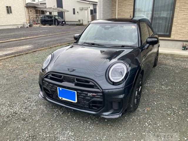 2025 BMW MINI