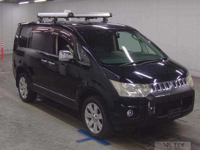 2011 Mitsubishi Delica D5