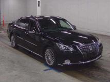 2017 Toyota Crown Majesta