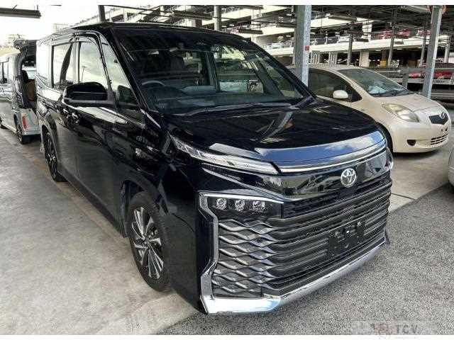 2023 Toyota Voxy