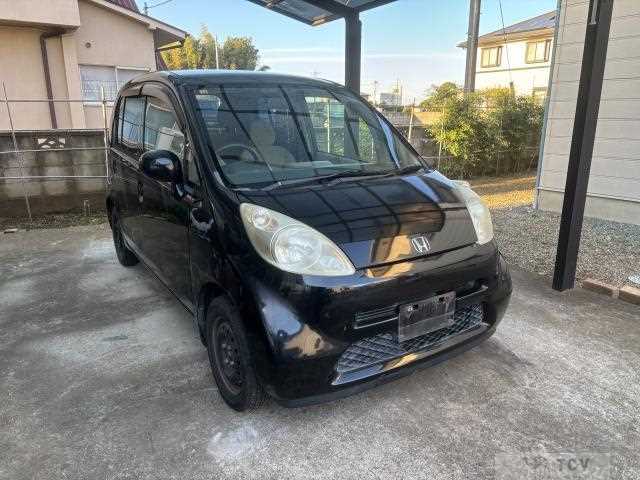 2004 Honda Life