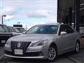 2013 Toyota Crown Hybrid