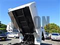 2010 Isuzu Elf Truck
