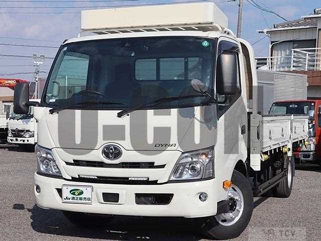 2022 Toyota Dyna Truck