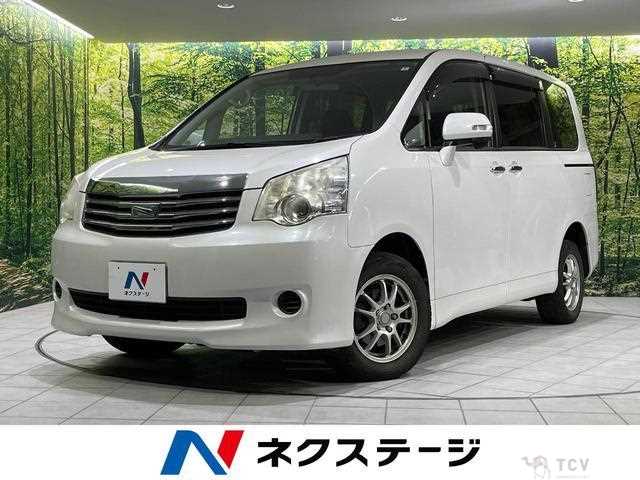 2012 Toyota Noah
