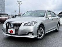 2016 Toyota Crown Hybrid