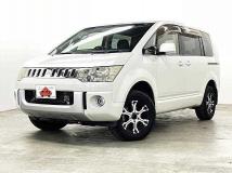 2013 Mitsubishi Delica D5