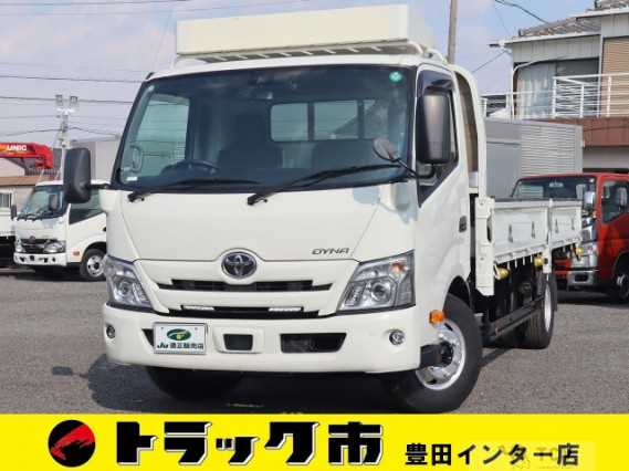 2022 Toyota Dyna Truck