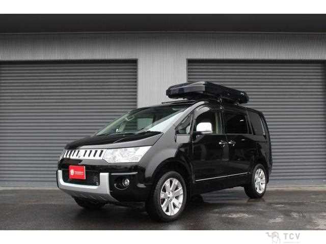 2016 Mitsubishi Delica D5