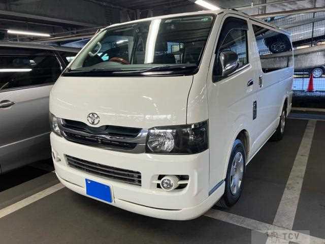 2005 Toyota Hiace Van