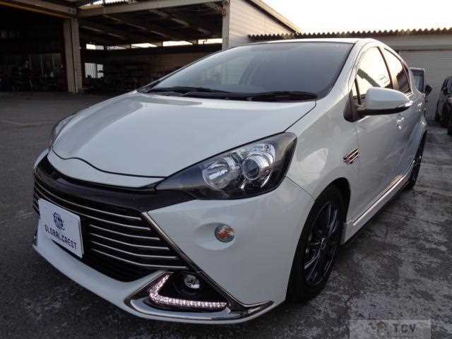 2015 Toyota AQUA