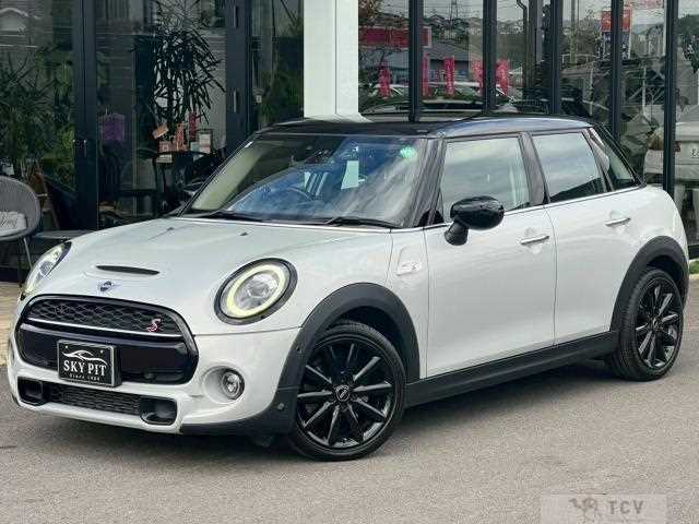 2019 BMW MINI